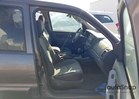 2005 Mazda Tribute from USA, damaged, VIN LOT-1-44547226